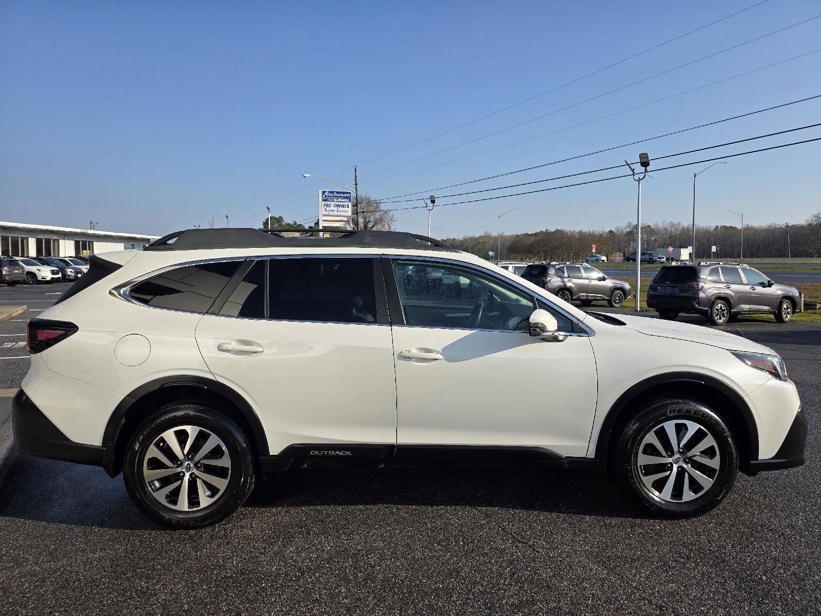 Used 2020 Subaru Outback Premium w/ Popular Package #1 image 4