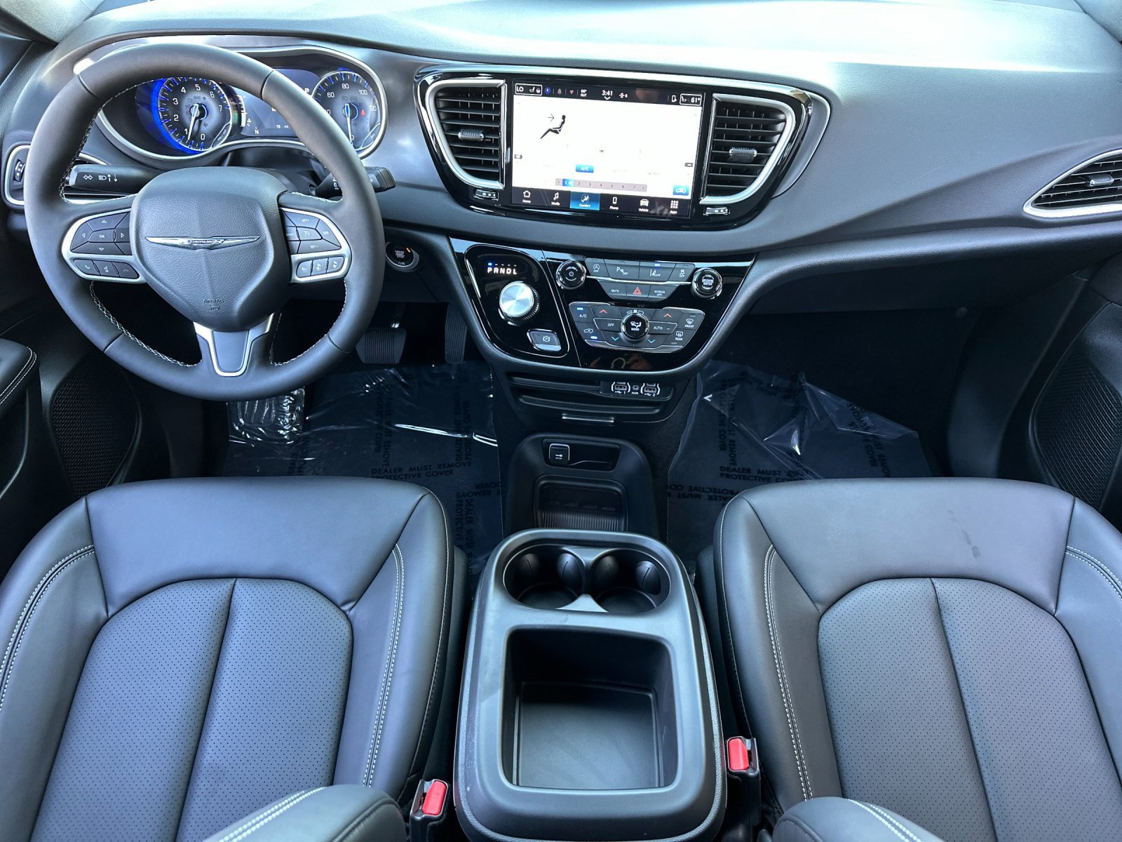 New 2025 Chrysler Voyager LX image 12
