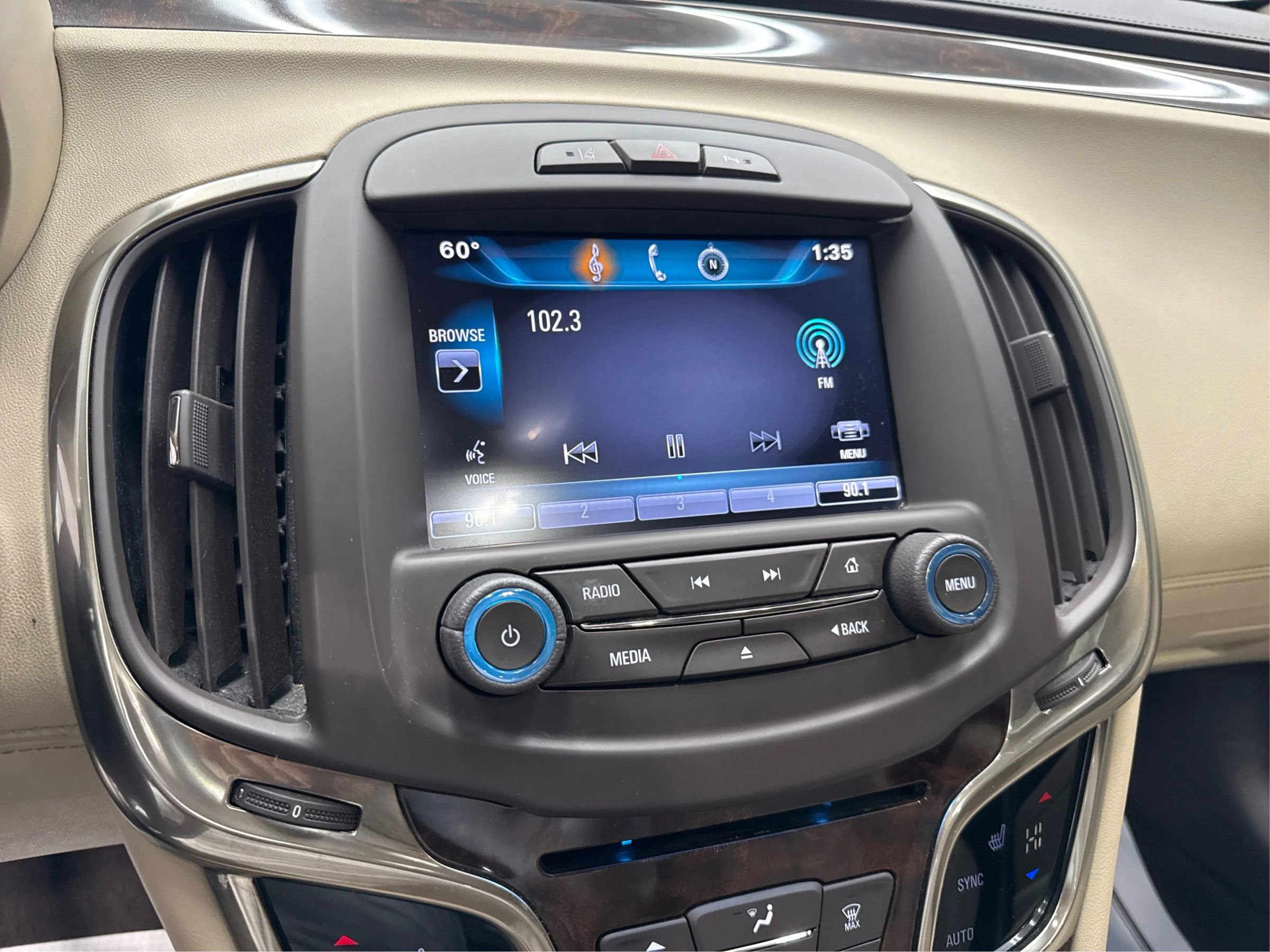 Used 2015 Buick LaCrosse Leather w/ Experience Buick Package image 17