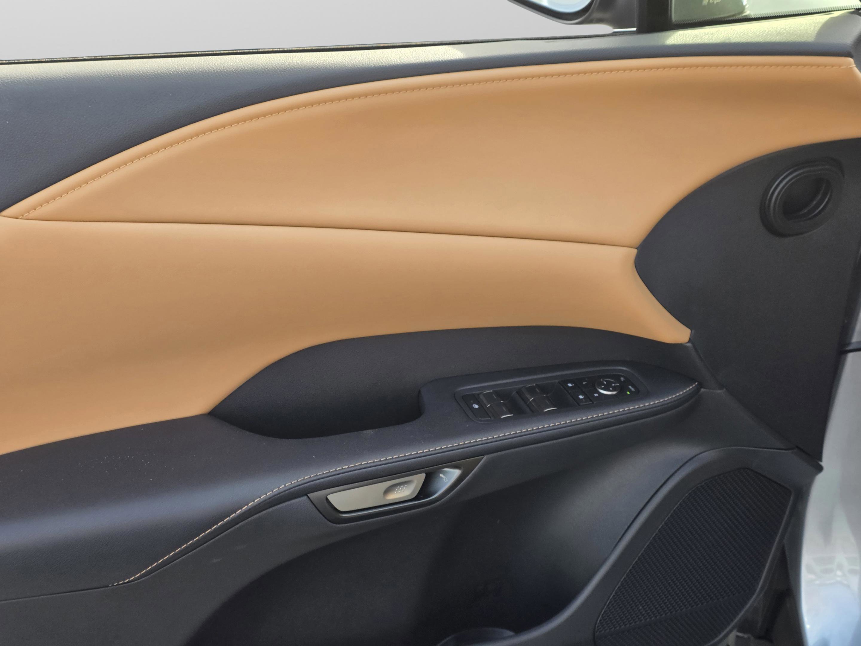 Certified 2025 Lexus RX 350 Premium image 11