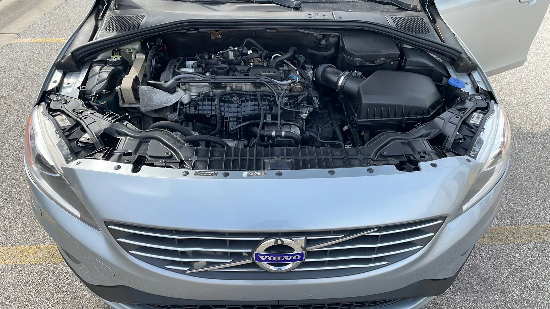 Used 2017 Volvo S60 T5 Dynamic image 30