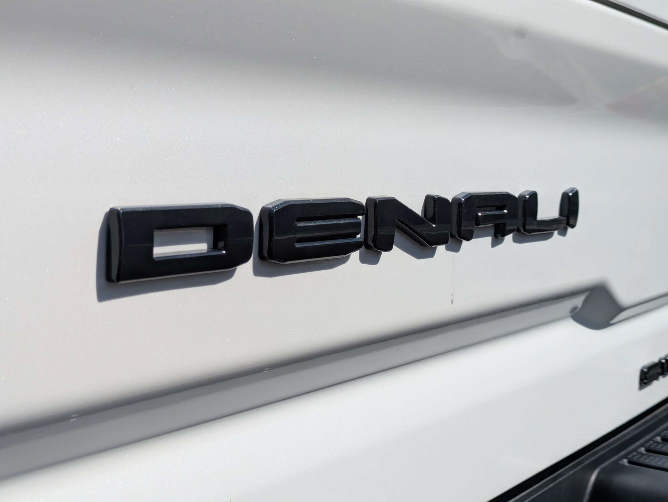 Used 2024 GMC Sierra 3500 Denali w/ Denali Reserve Package AWD/4WD image 13