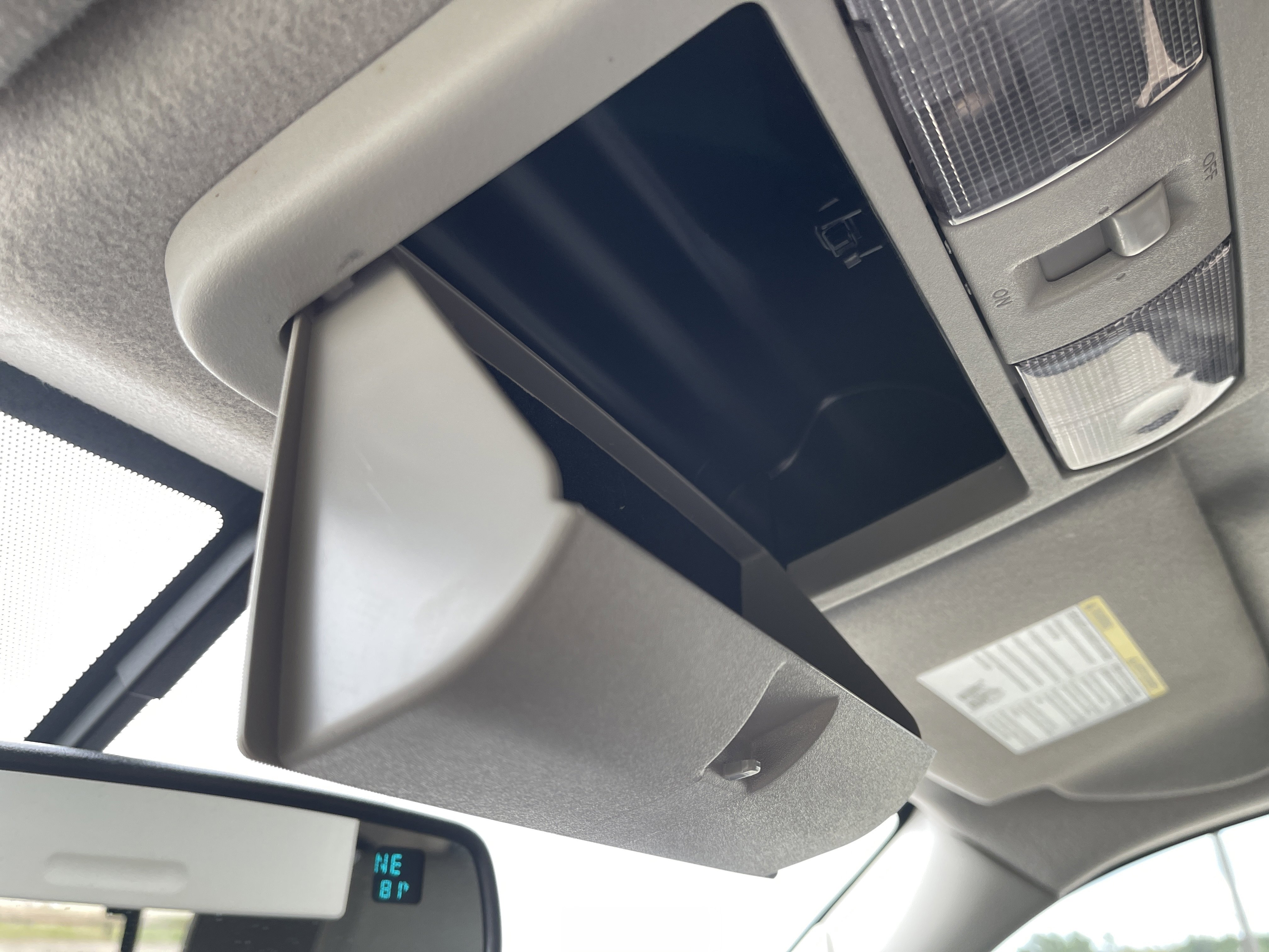 Used 2020 Nissan Frontier SV w/ Midnight Edition Floor Mats image 34