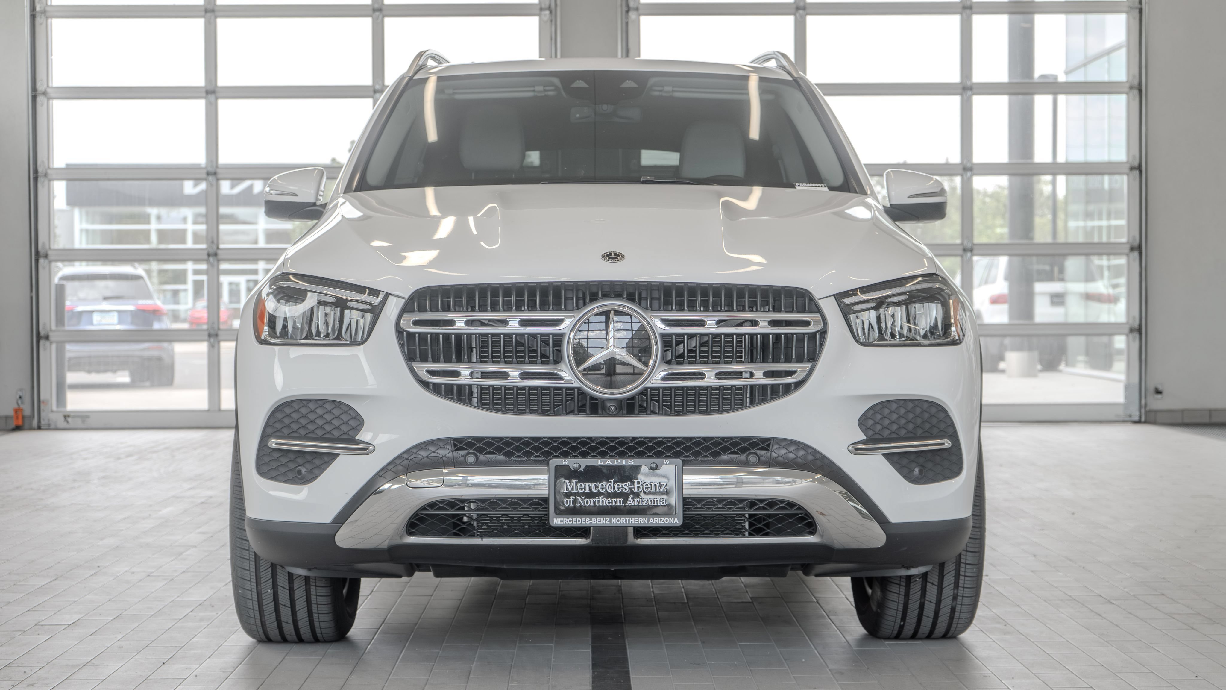 Certified 2025 Mercedes-Benz GLE 450e 4MATIC w/ Driver Assistance Package image 10