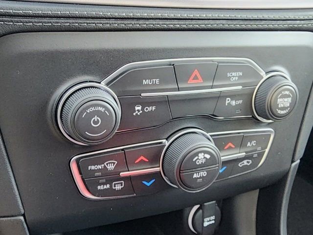 Used 2023 Dodge Charger SXT w/ Plus Group RWD image 27