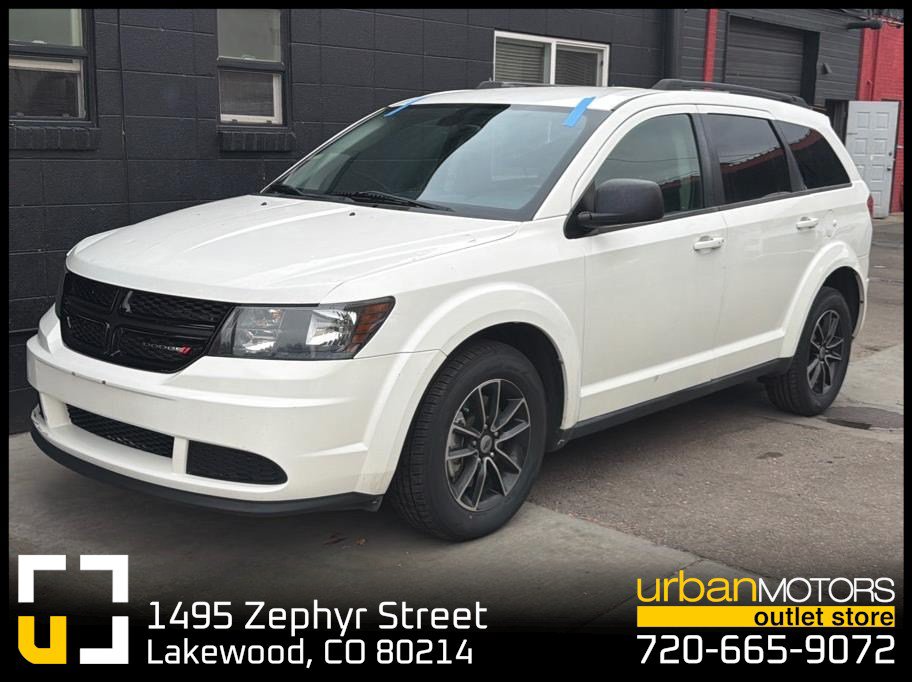 Used 2018 Dodge Journey SE w/ Blacktop Package FWD image 1