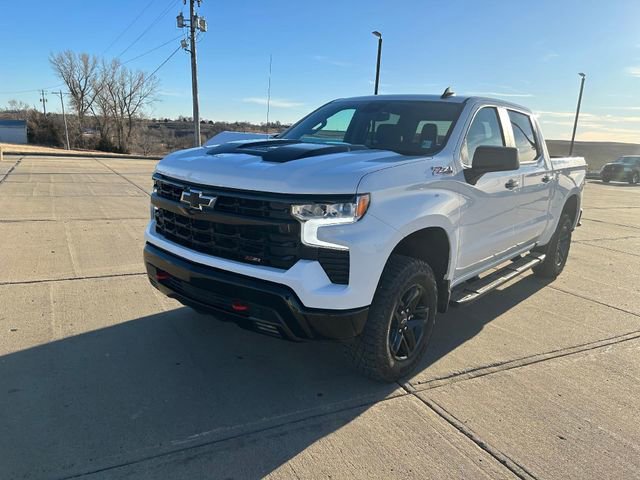 Used 2023 Chevrolet Silverado 1500 LT Trail Boss image 7