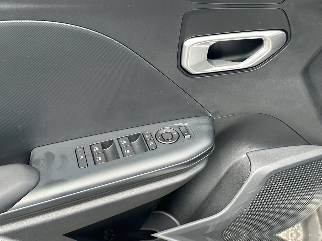 New 2026 Kia K4 FWD image 13