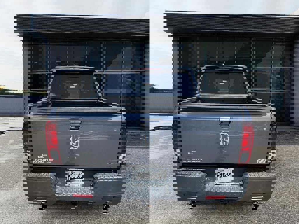 Certified 2023 Honda Ridgeline RTL image 6