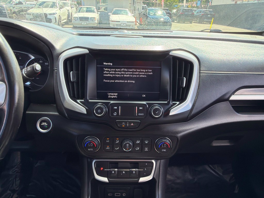 Used 2022 GMC Terrain SLT w/ Infotainment Package II AWD/4WD image 28