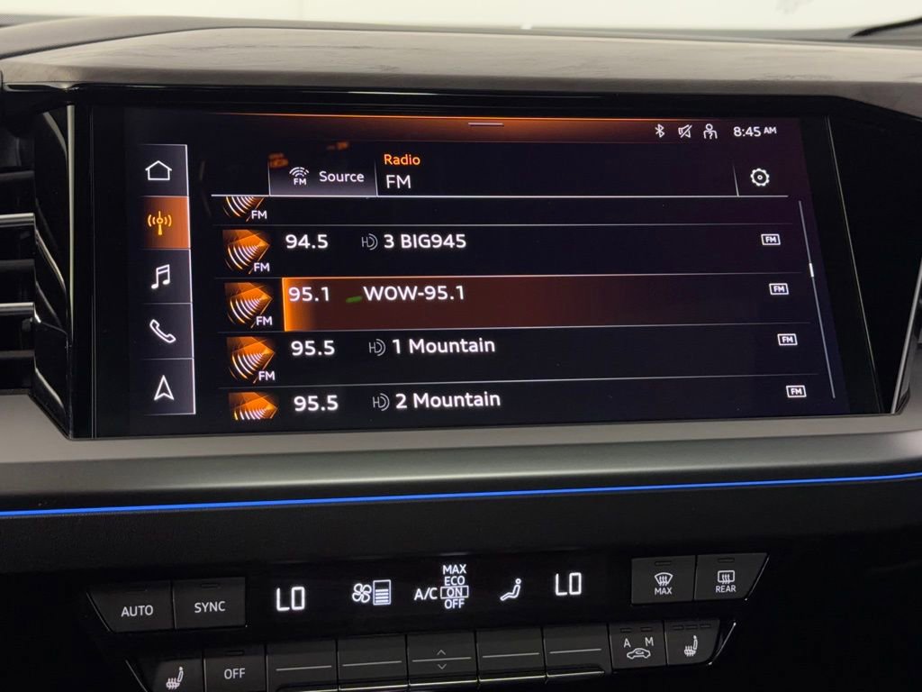 Used 2024 Audi Q4 e-tron Prestige AWD/4WD image 20