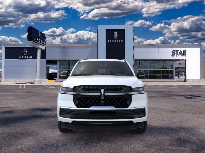 New 2026 Lincoln Navigator Reserve w/ Jet Appearance Package AWD/4WD image 6