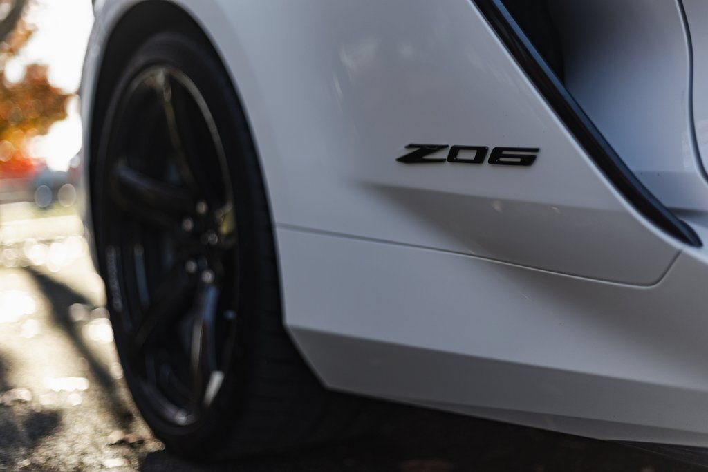 Used 2024 Chevrolet Corvette Z06 w/ Stealth Interior Trim Package RWD image 10
