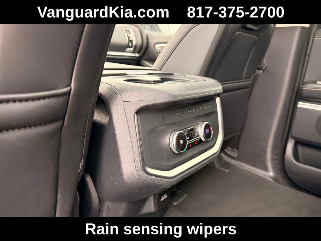 Used 2025 Ford Expedition Max Platinum AWD/4WD image 26