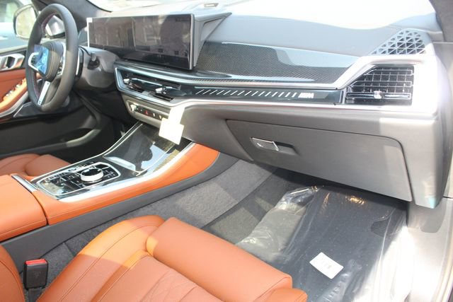 New 2026 BMW X5 M60i image 24