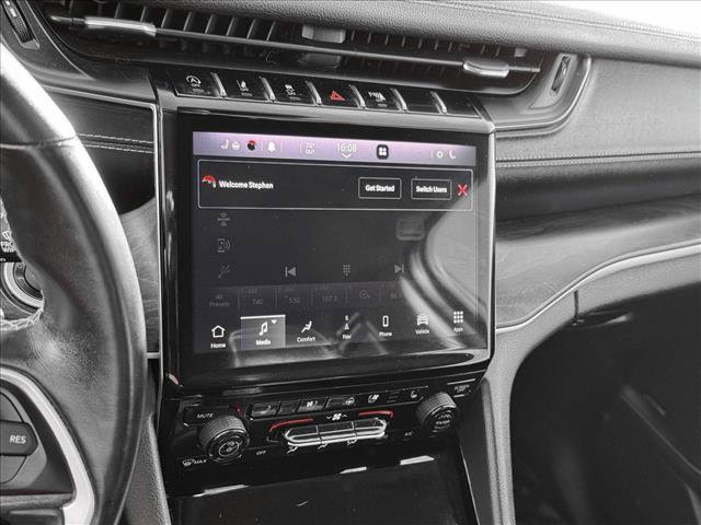 Used 2021 Jeep Grand Cherokee L Limited w/ Luxury Tech Group II image 13