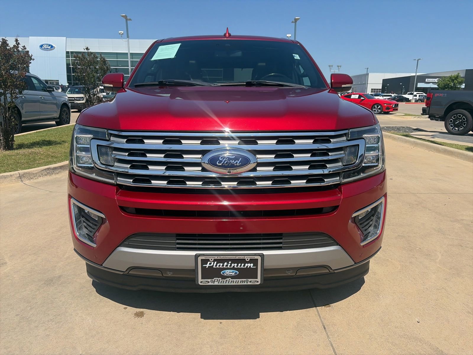 Used 2019 Ford Expedition Limited w/ Texas Edition Package RWD image 9