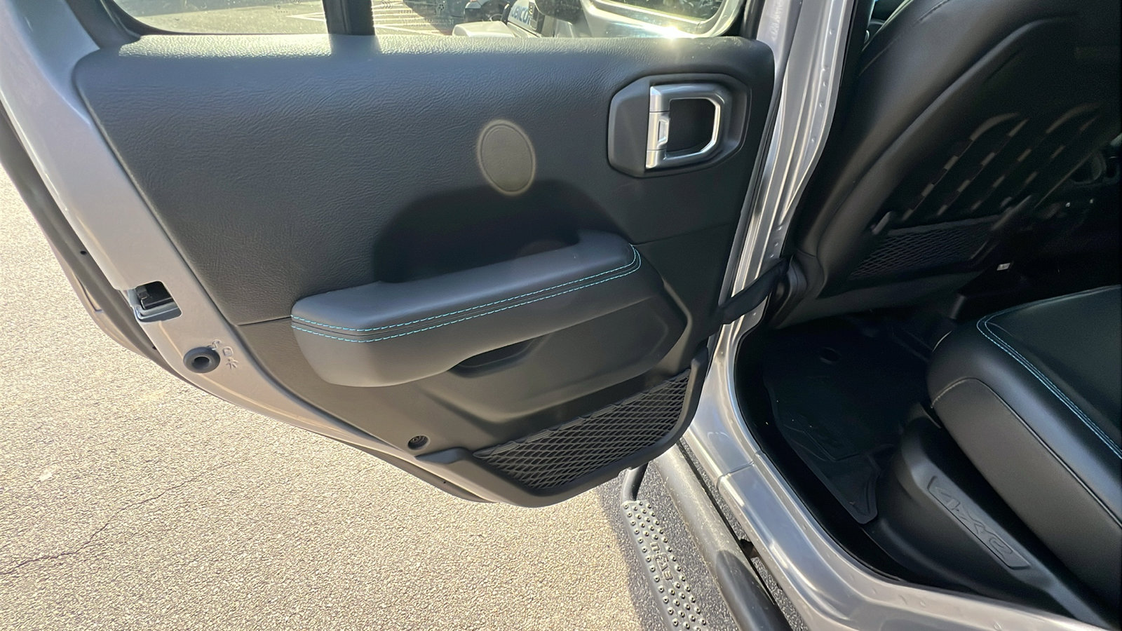 Used 2021 Jeep Wrangler Unlimited Rubicon 4xe w/ Cold Weather Group image 22