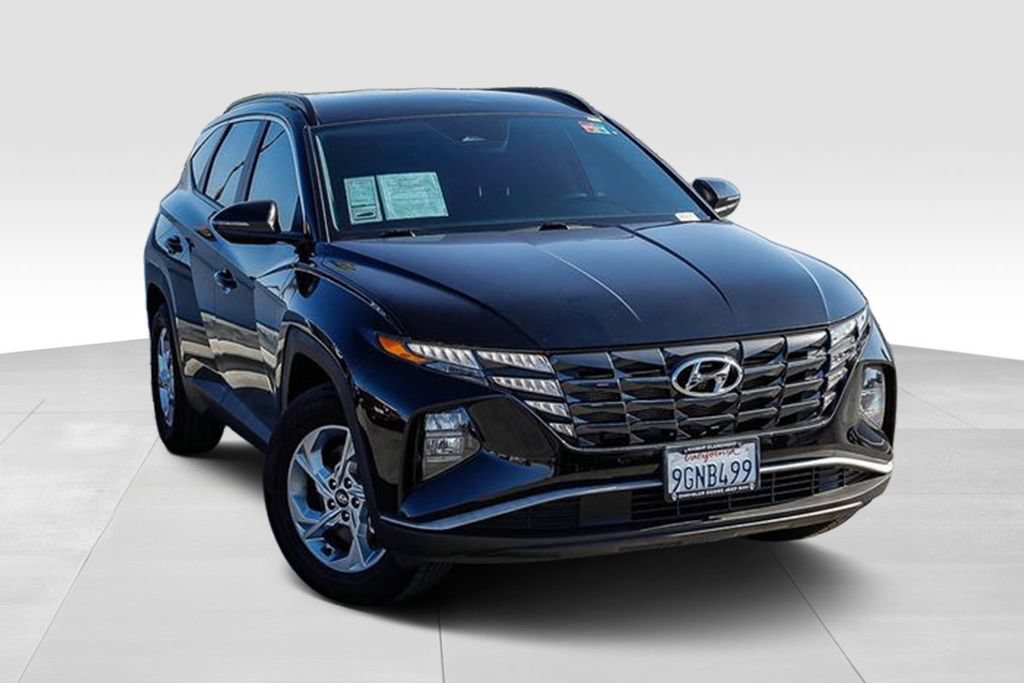 Used 2023 Hyundai Tucson SEL FWD image 2