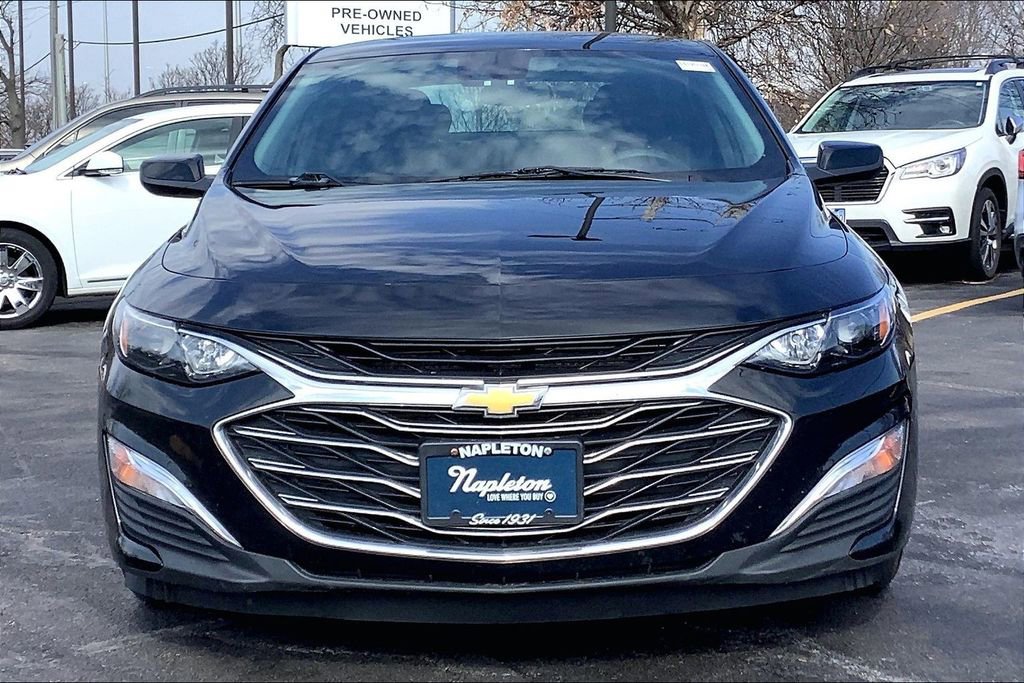 Used 2022 Chevrolet Malibu LS image 2