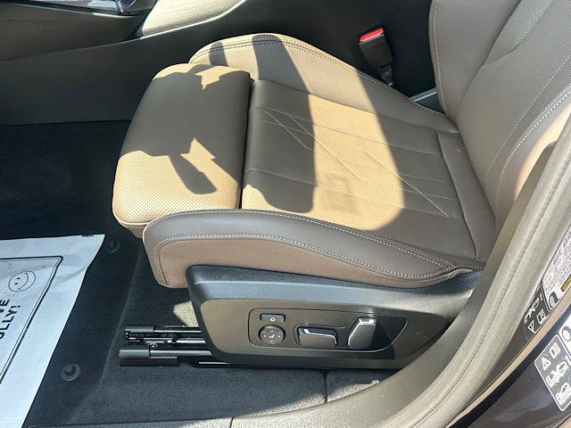 Used 2025 BMW X3 xDrive30i AWD/4WD image 13