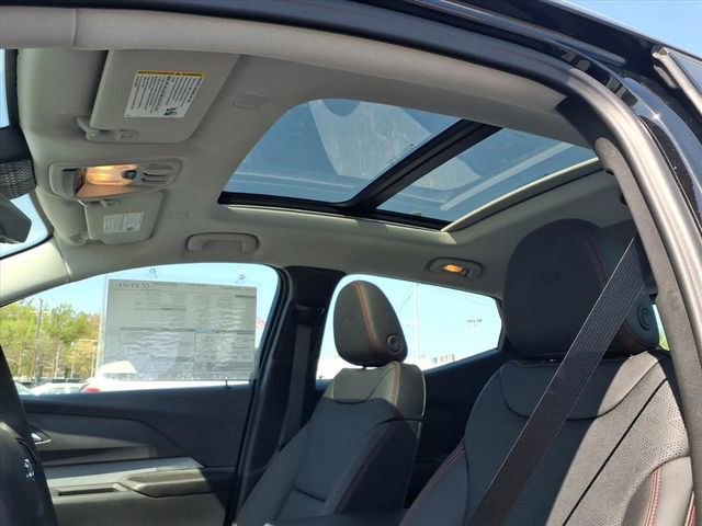 New 2027 Chevrolet Bolt RS w/ Technology Package FWD image 11