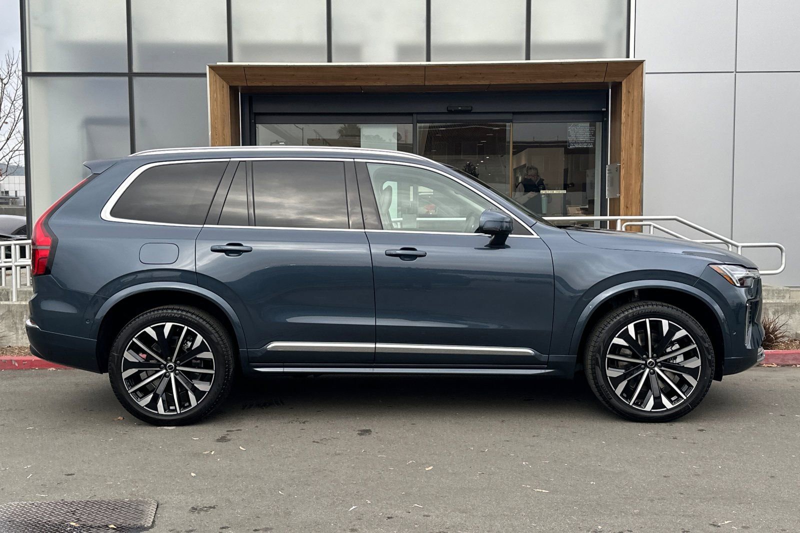 New 2026 Volvo XC90 T8 Ultra AWD/4WD image 8