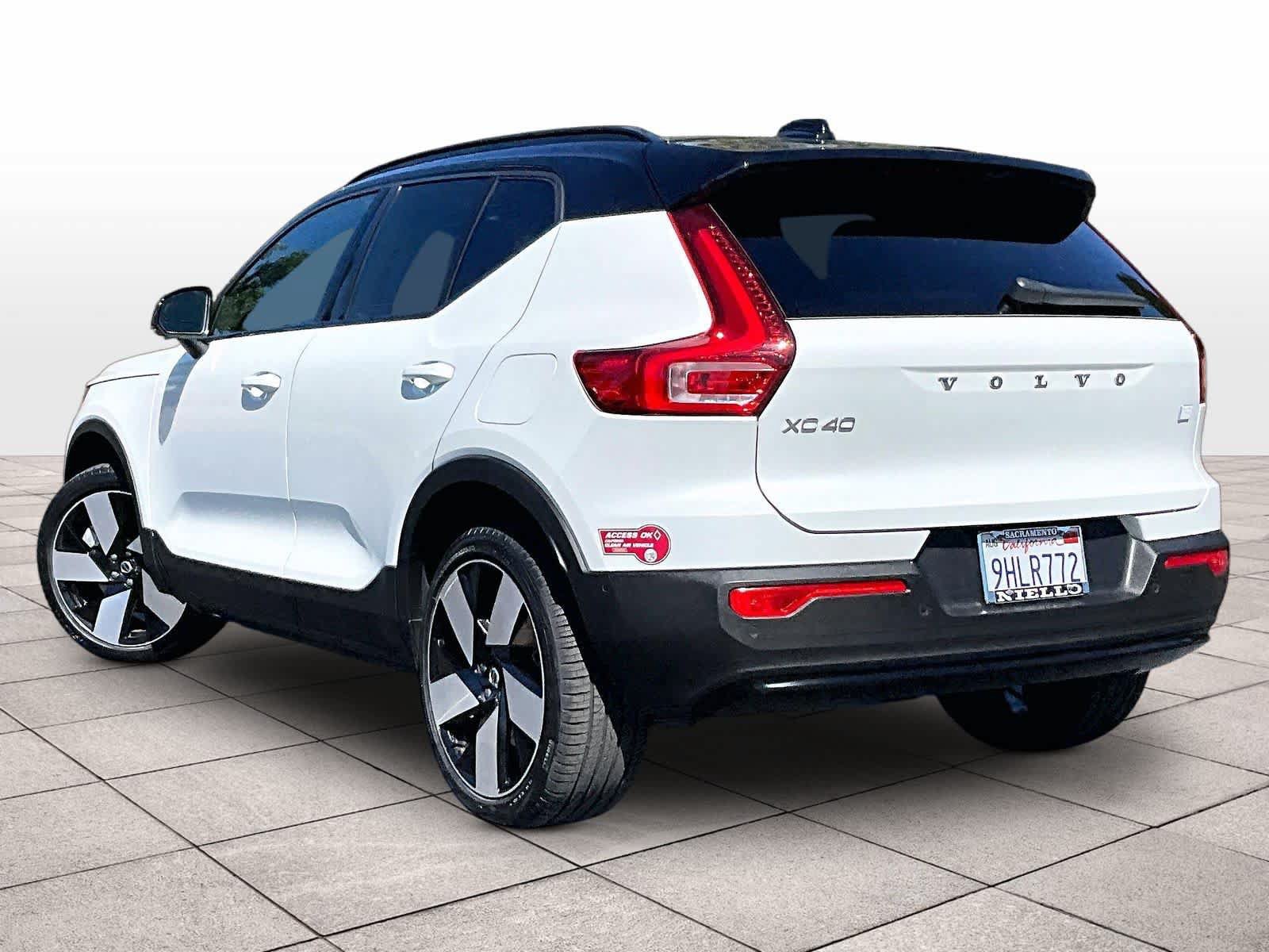 Used 2023 Volvo XC40 Recharge Ultimate AWD/4WD image 11