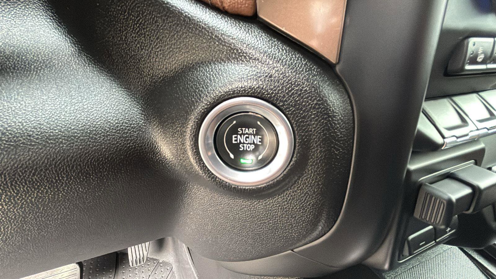 Certified 2022 Chevrolet Silverado 1500 High Country image 13