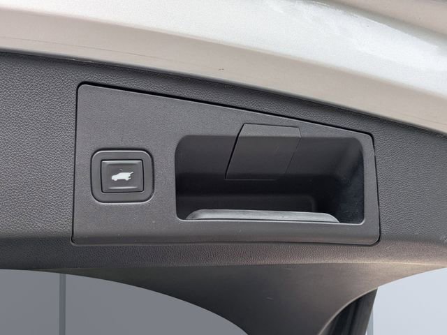 Used 2019 Cadillac XT4 Premium Luxury w/ Driver Awareness Package image 14