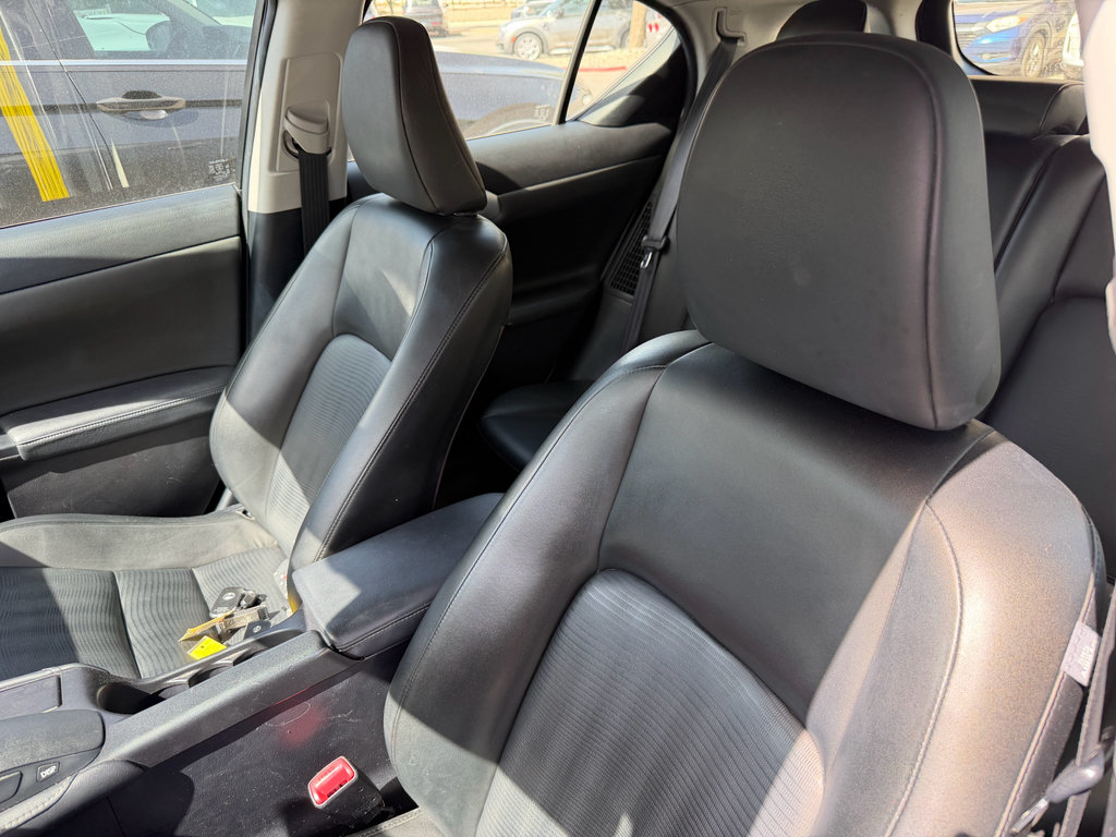 Used 2012 Lexus CT 200h Premium w/ Premium Audio Pkg FWD image 28