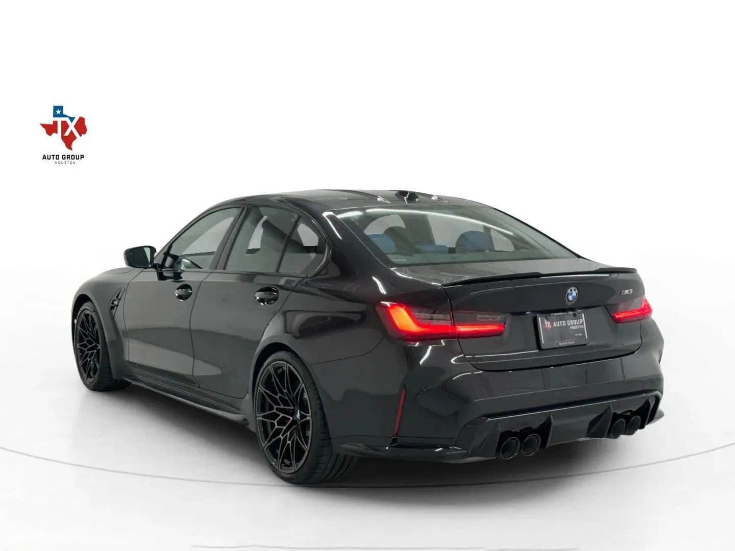 Used 2025 BMW M3 Sedan w/ Executive Package image 4