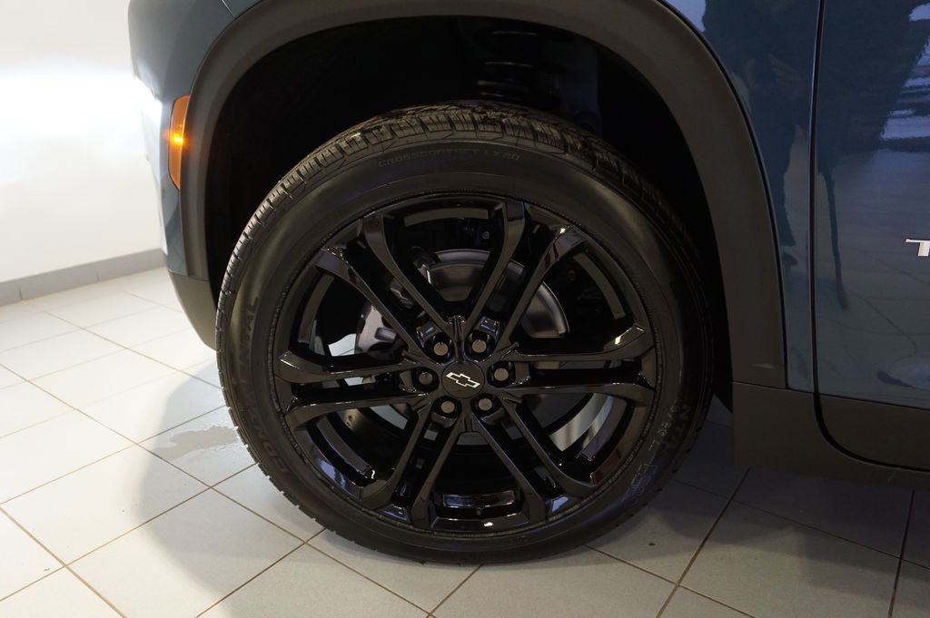 New 2026 Chevrolet Traverse LT w/ Driver Confidence Package image 28