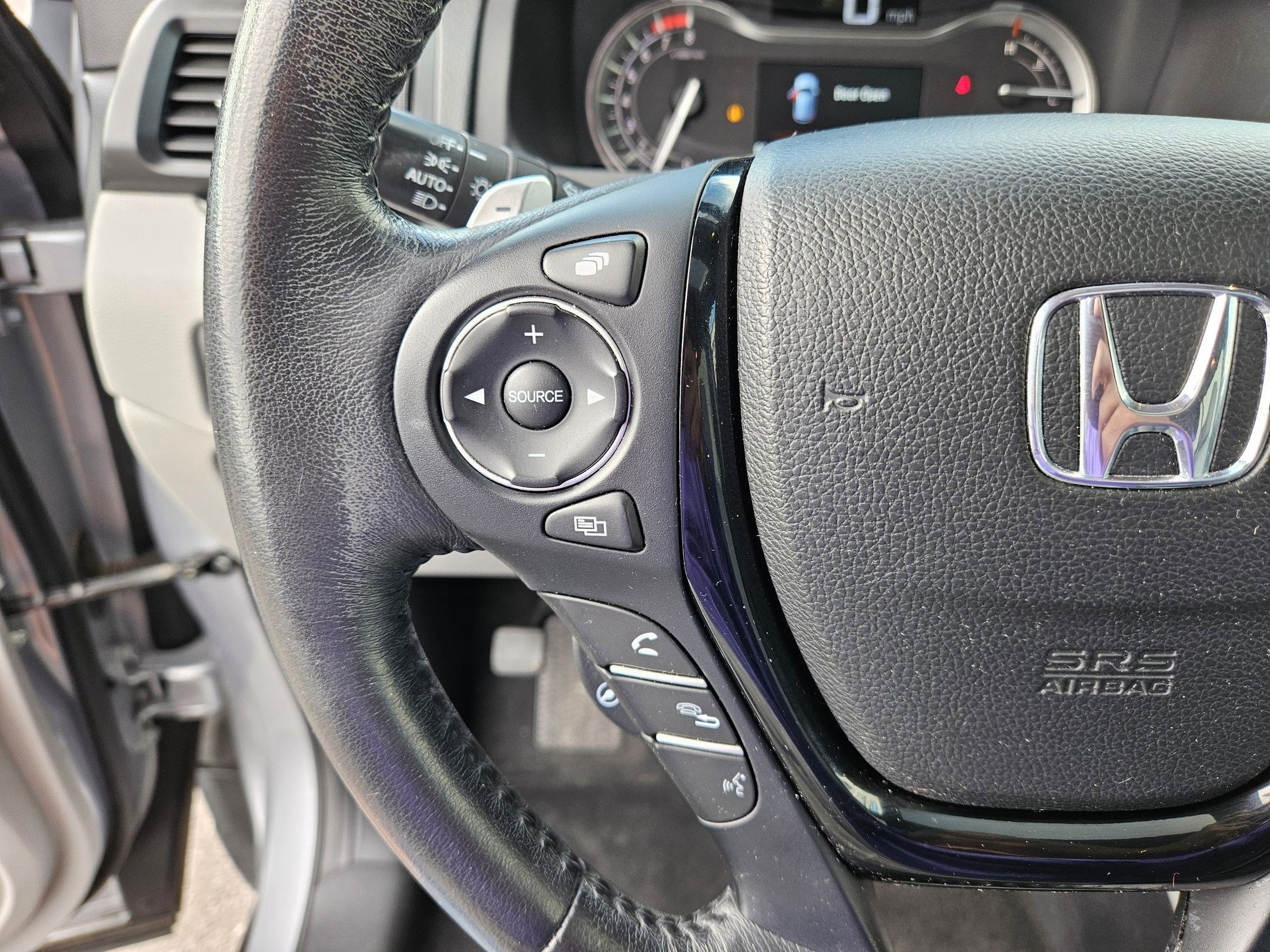 Used 2018 Honda Pilot Elite image 20