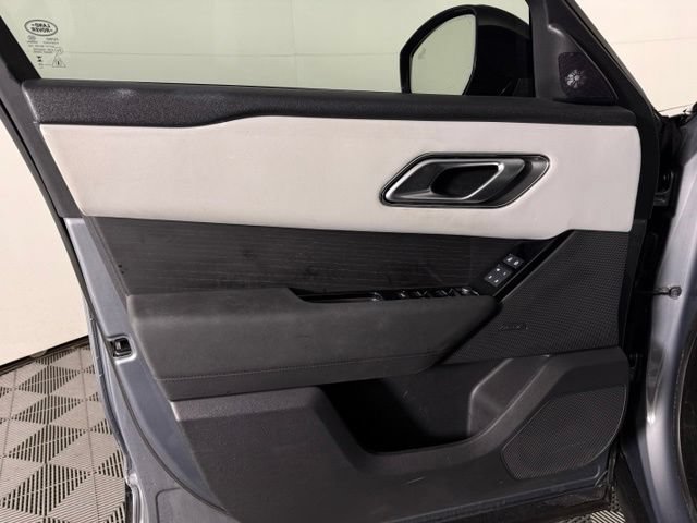 Certified 2024 Land Rover Range Rover Velar Dynamic SE AWD/4WD image 20