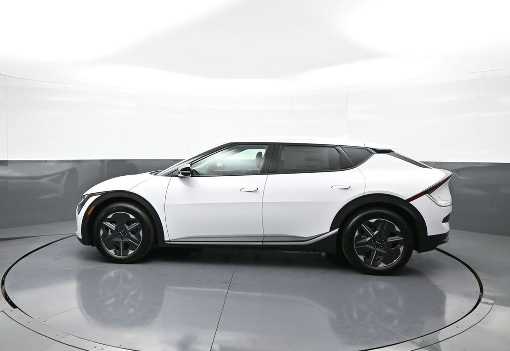 New 2025 Kia EV6 Light image 9
