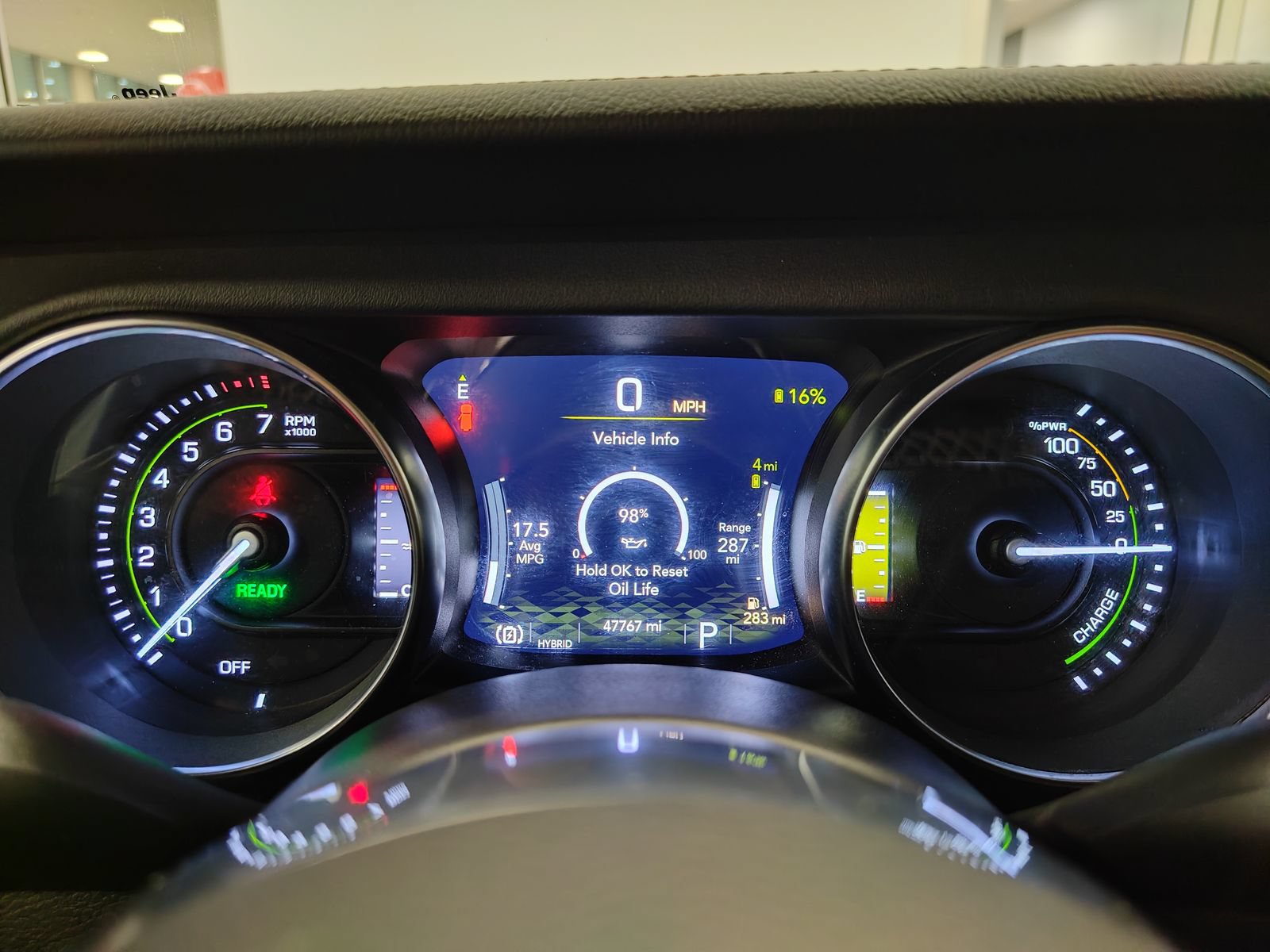 Used 2022 Jeep Wrangler Unlimited Sahara AWD/4WD image 21