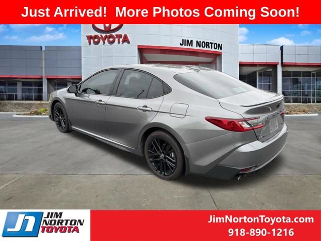 Used 2026 Toyota Camry SE w/ Convenience Package FWD image 6