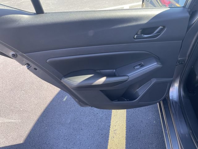 Used 2025 Nissan Altima 2.5 SV FWD image 28