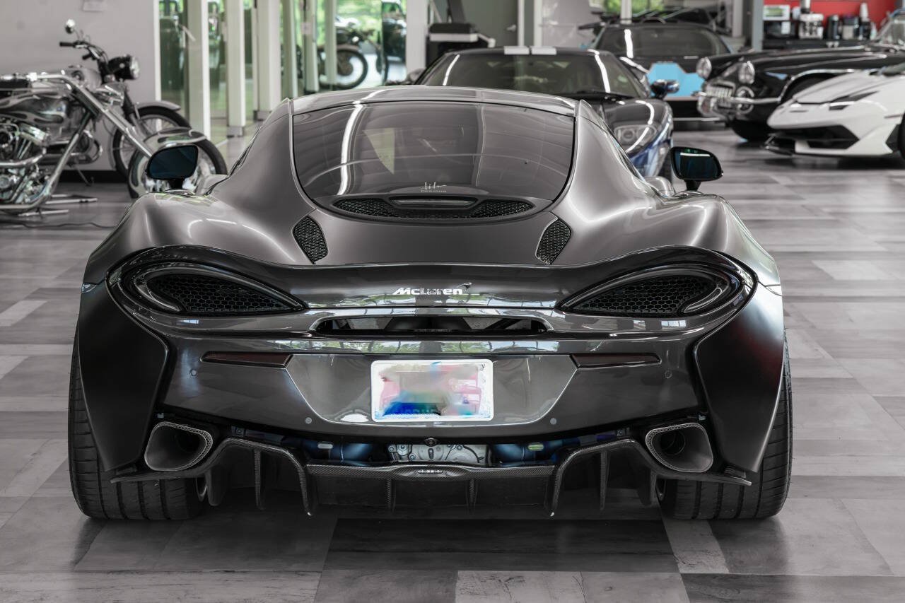 Used 2017 McLaren 570S RWD image 19