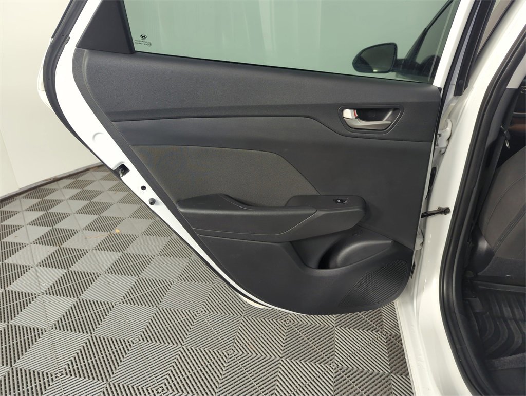 Used 2021 Hyundai Accent SE image 27