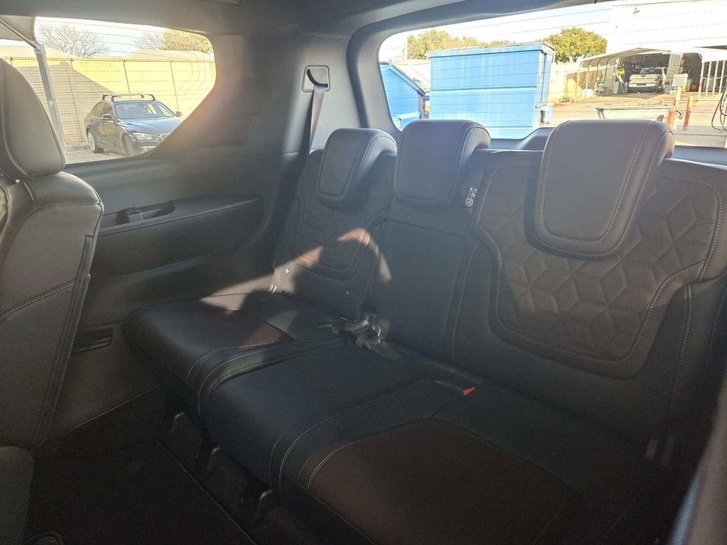 New 2026 Nissan Armada Platinum AWD/4WD image 18
