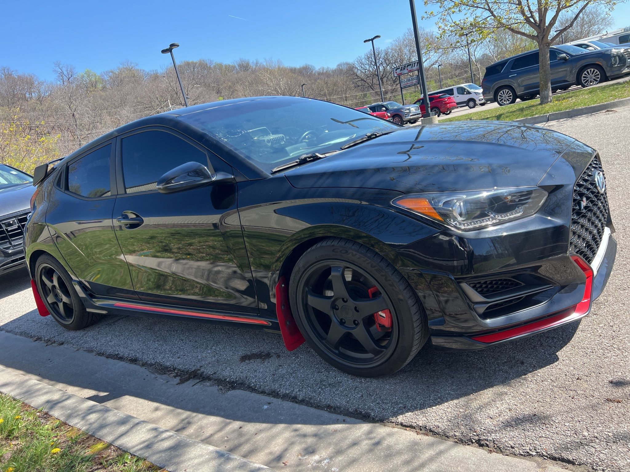 Used 2020 Hyundai Veloster N w/ Performance Package image 3