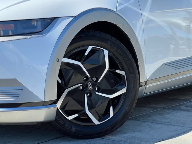 Certified 2023 Hyundai Ioniq 5 Limited w/ Cargo Package RWD image 2