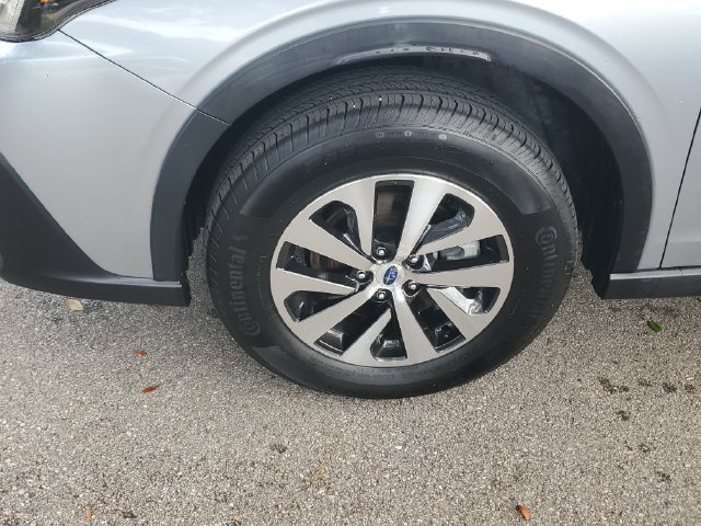 Used 2021 Subaru Outback Premium AWD/4WD image 11