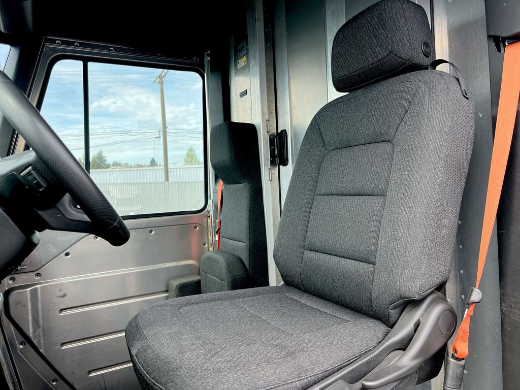 Used 2024 Chevrolet Brightdrop 600 w/ Battery Pack, Max Range image 9