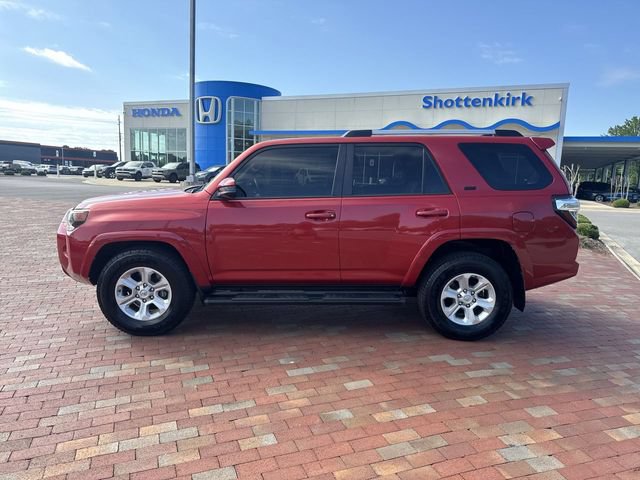 Used 2019 Toyota 4Runner SR5 RWD image 33