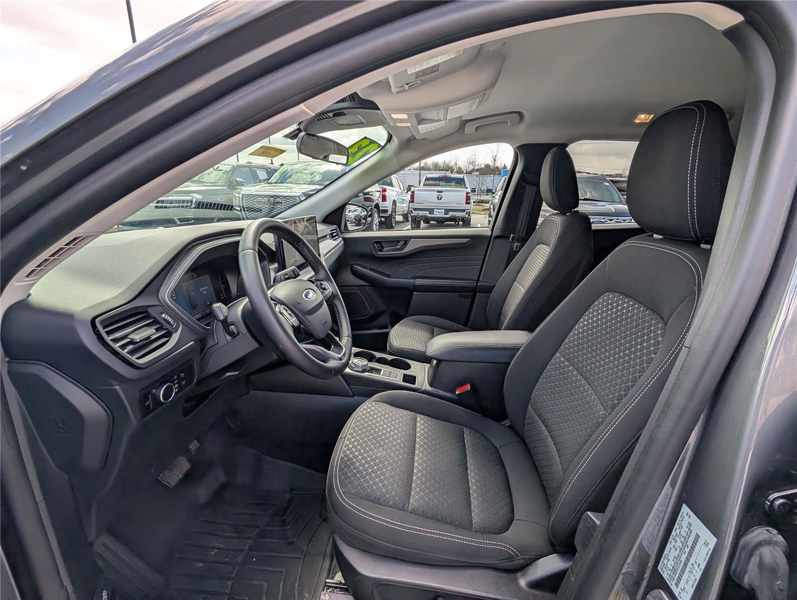 Used 2023 Ford Escape Active w/ Tech Pack #1 AWD/4WD image 15
