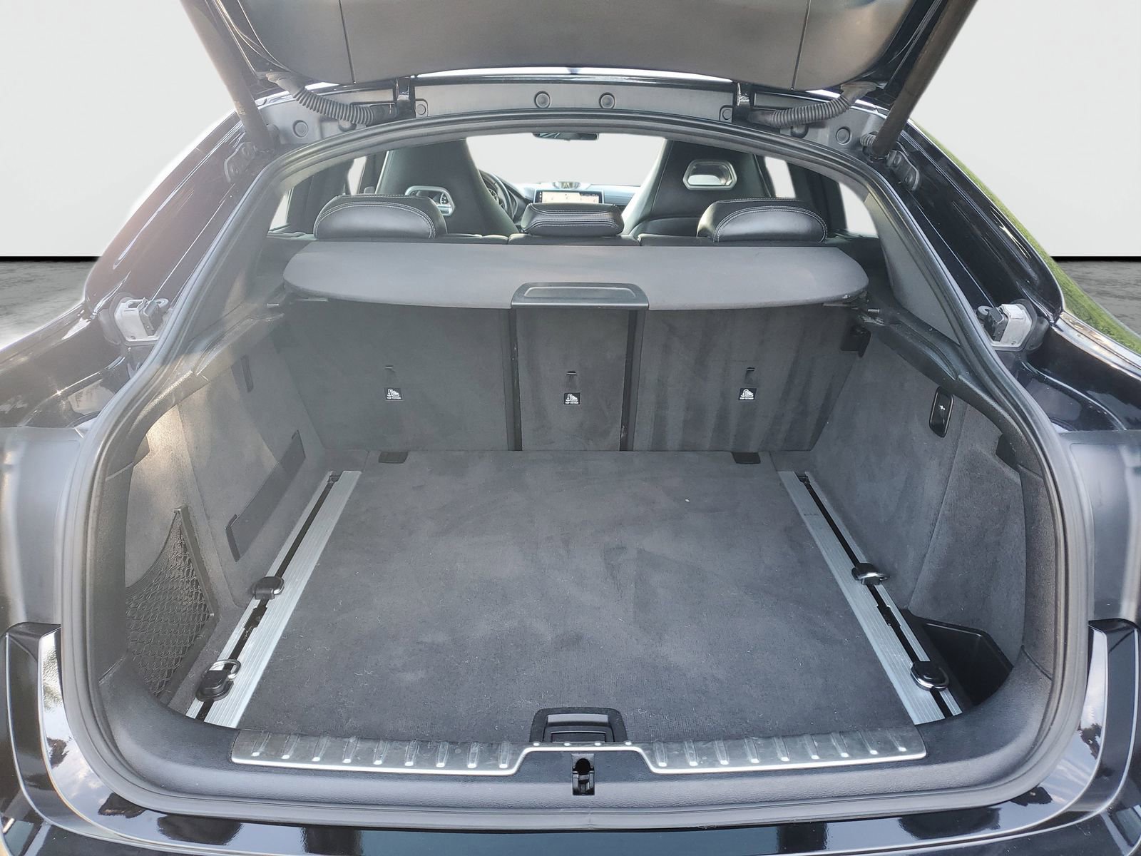 Used 2019 BMW X6 M Base w/ Executive Package image 8