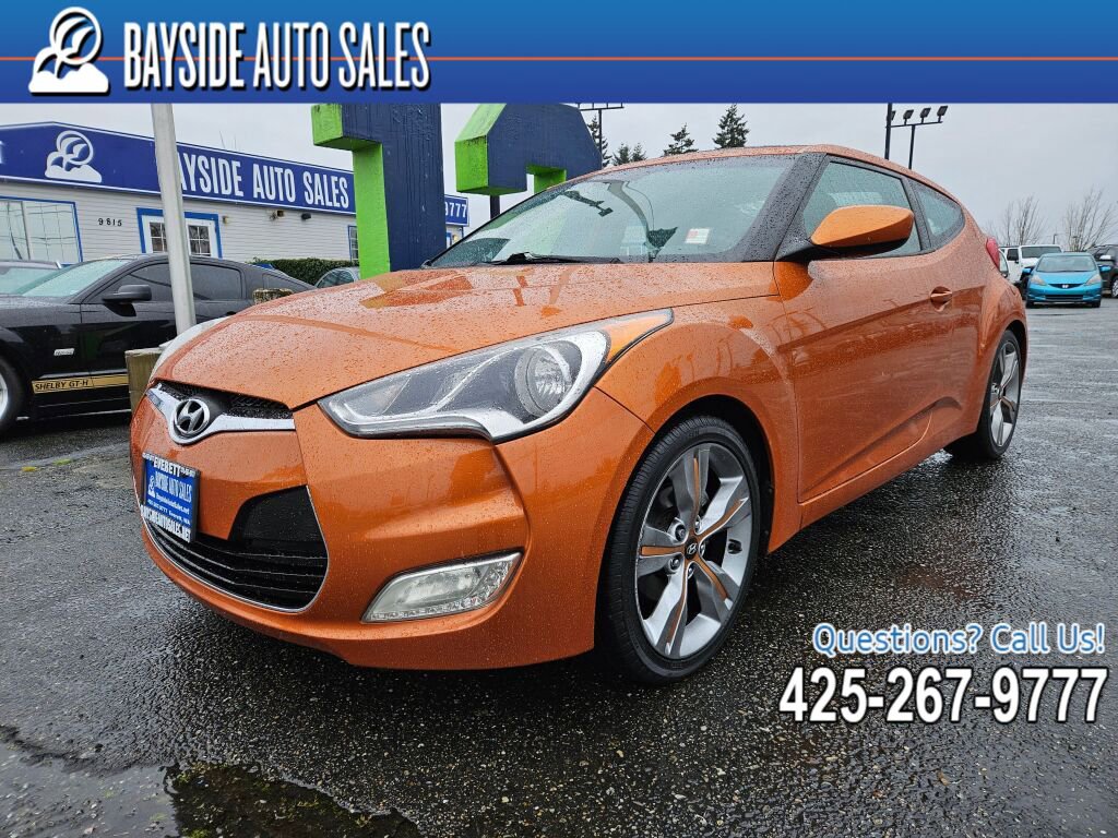Used 2012 Hyundai Veloster w/ Style Pkg image 1